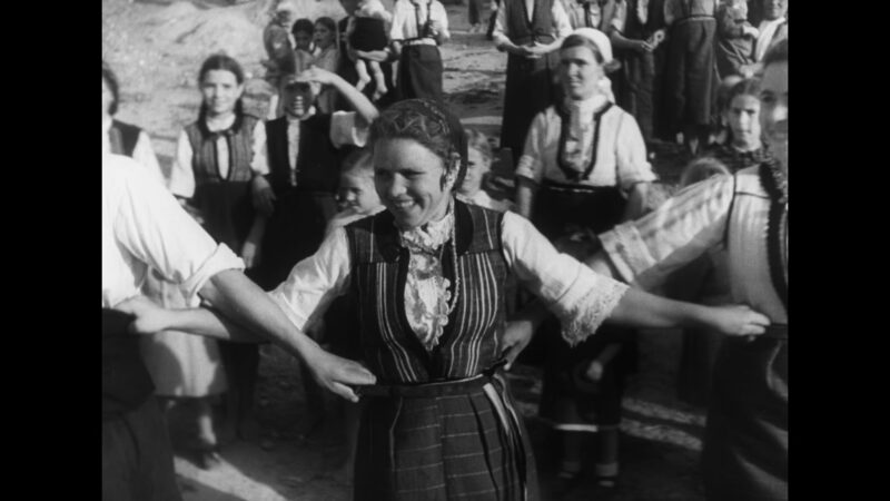 PRVA_LETA_P013166_0062545_ecinema.mp4_snapshot_00.27.10.951