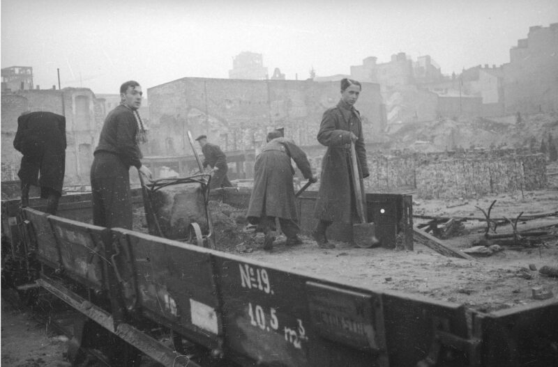 Fot. Mariensztat w Warszawie, 1948/NAC, Wojskowa Agencja Fotograficzna